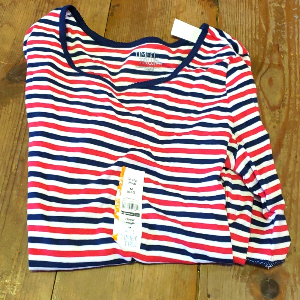 Women's Scoop Neck Tshirt
